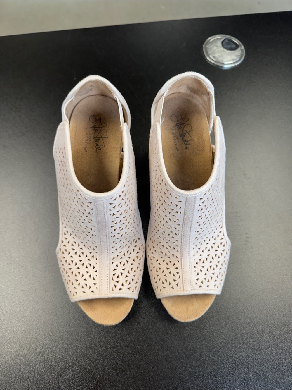 Life Stride Women's Blush Cutout Peep-Toe Mules